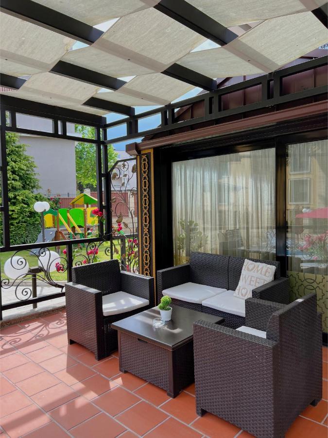 Family Hotel Paradise Saints Constantine and Helena Exterior foto